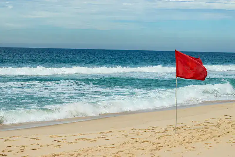 Red flag at the beach